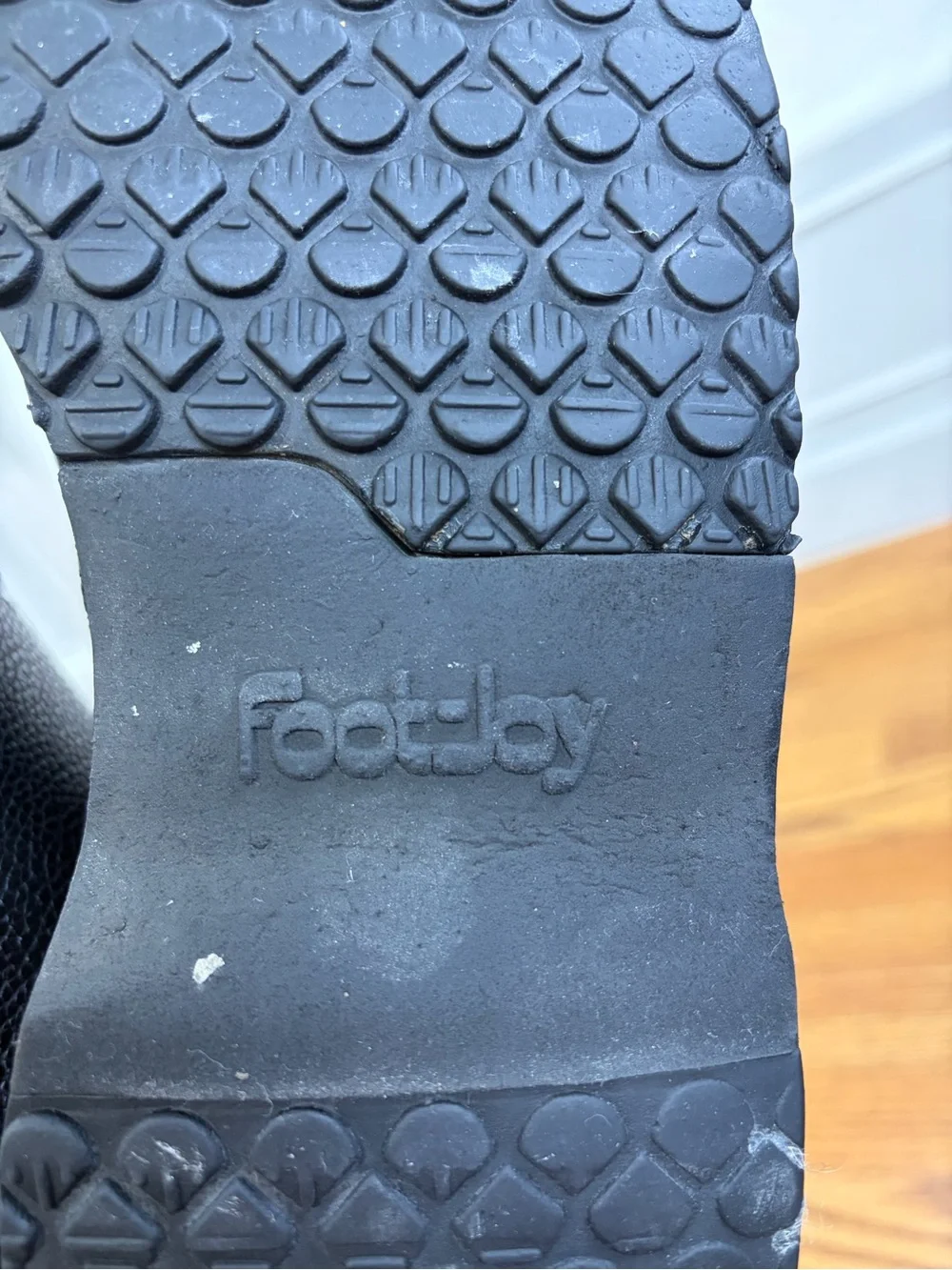 FootJoy Premier Classic+ Protech Black Leather Spikeless Golf Shoes (9.5 X-wide)